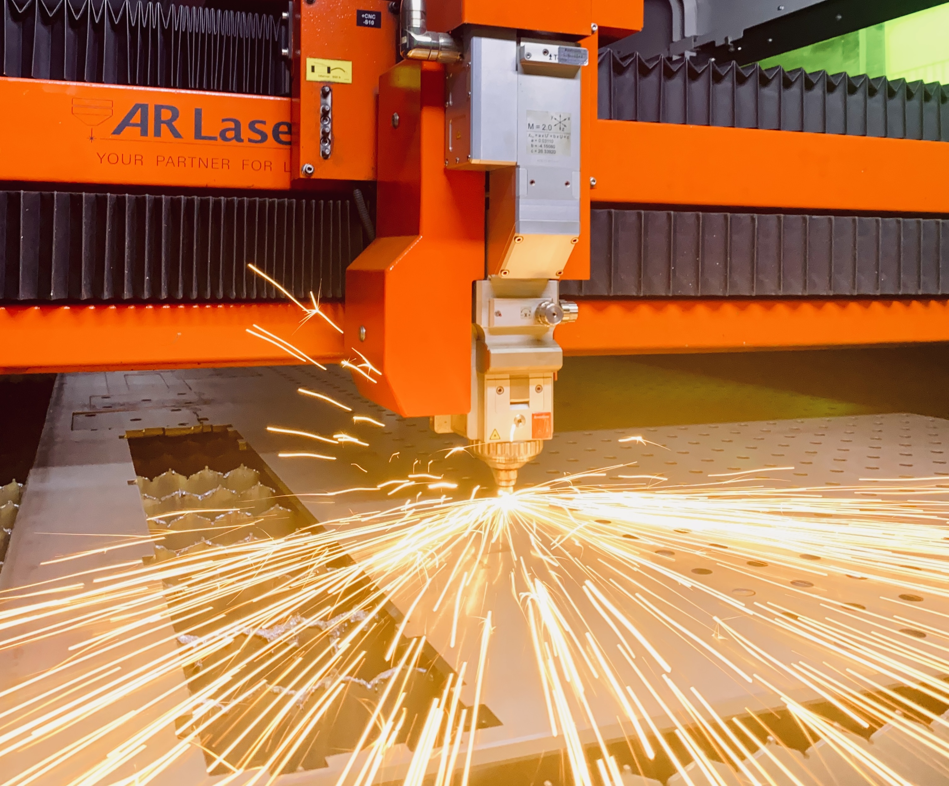 Laserschneidmaschine